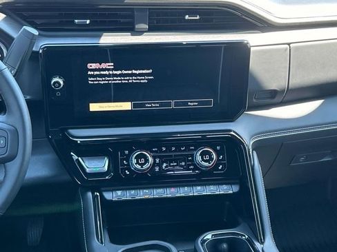 New 2026 GMC Sierra 2500 AT4X w/ AT4X AEV Edition AWD/4WD image 18