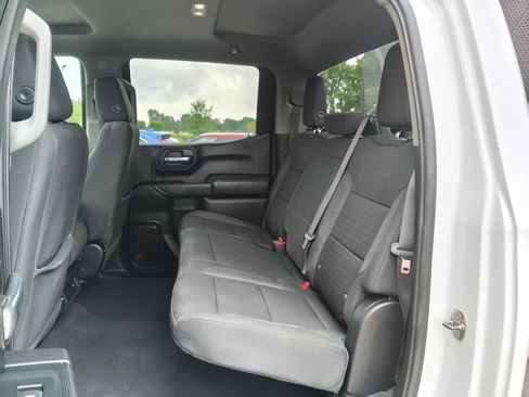 Used 2023 Chevrolet Silverado 1500 Custom AWD/4WD image 8