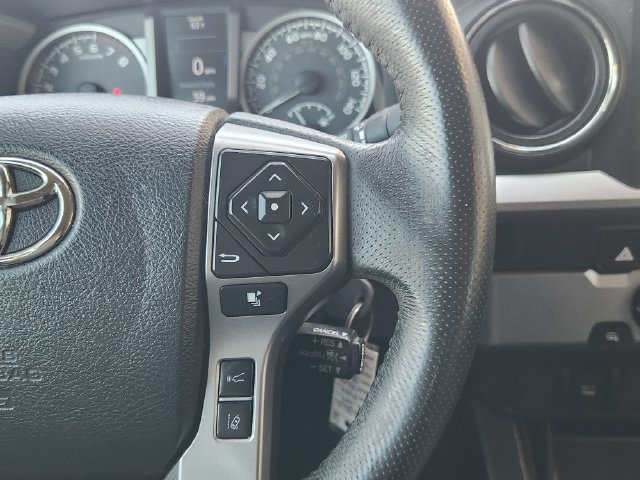 Used 2019 Toyota Tacoma SR5 RWD image 28