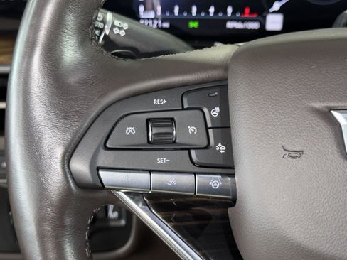 Used 2024 Cadillac Escalade ESV Premium Luxury w/ Performance Package AWD/4WD image 25