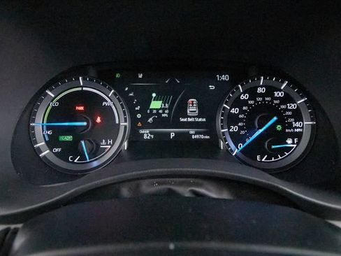 Used 2021 Toyota Highlander XLE AWD/4WD image 13