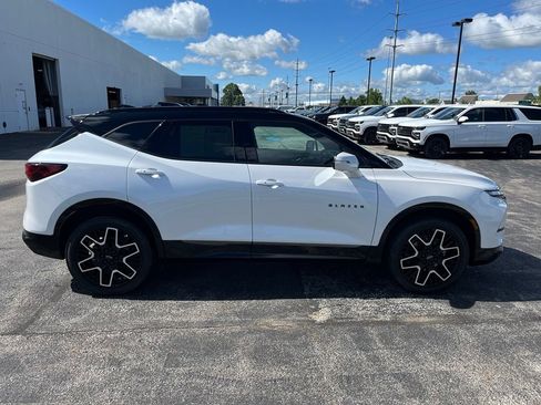 Certified 2023 Chevrolet Blazer RS w/ Driver Confidence II Package AWD/4WD image 8