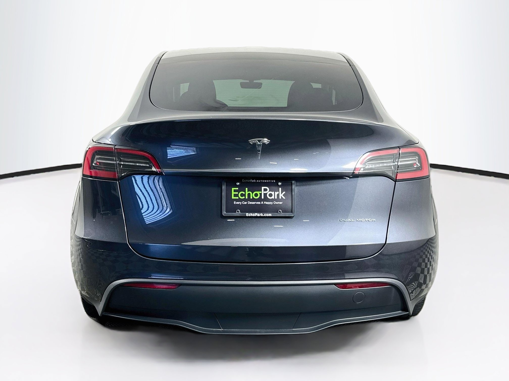 Used 2024 Tesla Model Y Long Range AWD/4WD image 7