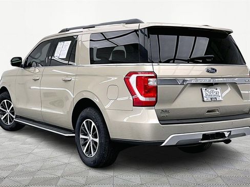 Used 2018 Ford Expedition Max XLT w/ Equipment Group 202A image 13