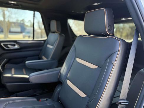 Used 2023 GMC Yukon AT4 w/ AT4 Premium Plus Package image 10