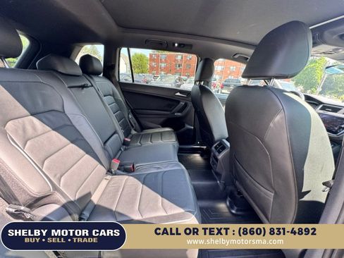Used 2019 Volkswagen Tiguan SEL Premium R-Line AWD/4WD image 16