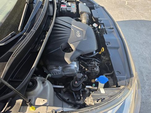 Used 2013 Hyundai Accent GLS image 49