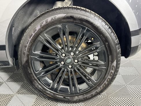 Used 2024 Land Rover Range Rover Evoque Dynamic SE image 36