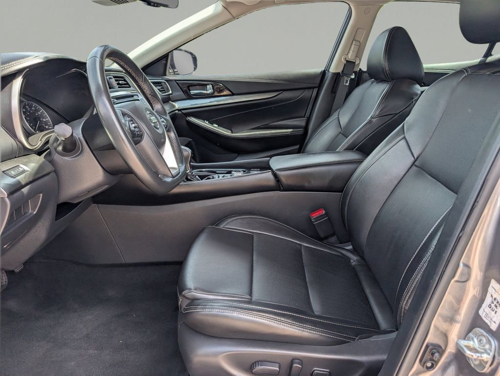 Certified 2022 Nissan Maxima SV w/ Floor Mat Group FWD image 16