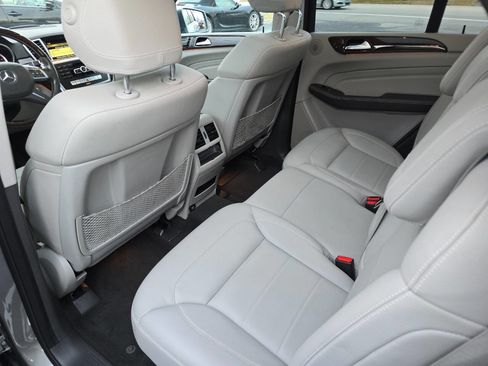 Used 2012 Mercedes-Benz ML 350 BlueTEC 4MATIC image 23