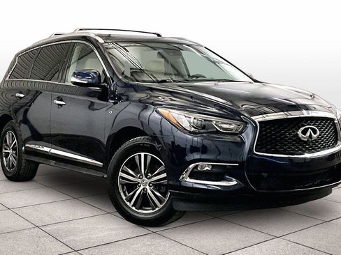 Used 2019 INFINITI QX60 Luxe w/ Essential Package image 2