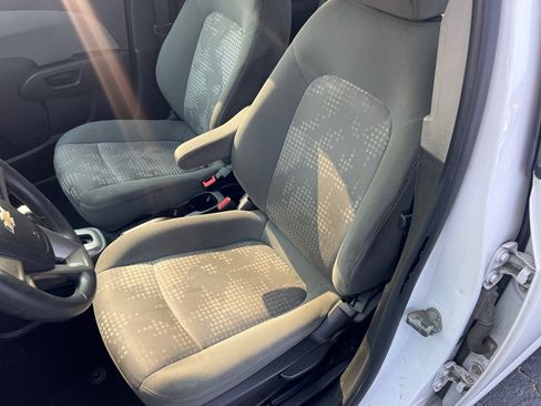 Used 2016 Chevrolet Sonic LS image 12