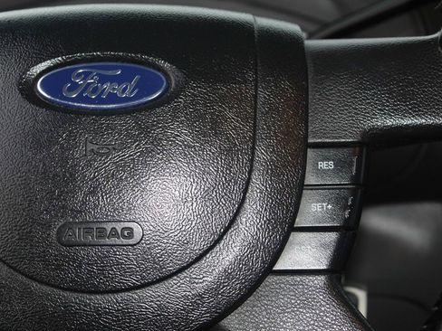 Used 2005 Ford Ranger XL image 13