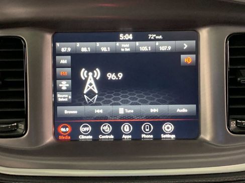 Used 2022 Dodge Charger R/T w/ Plus Group RWD image 27