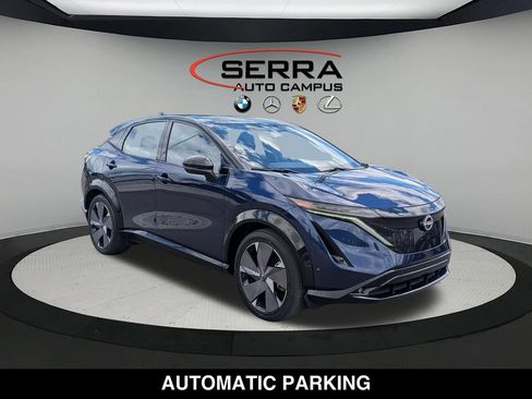 Used 2023 Nissan Ariya AWD/4WD image 16