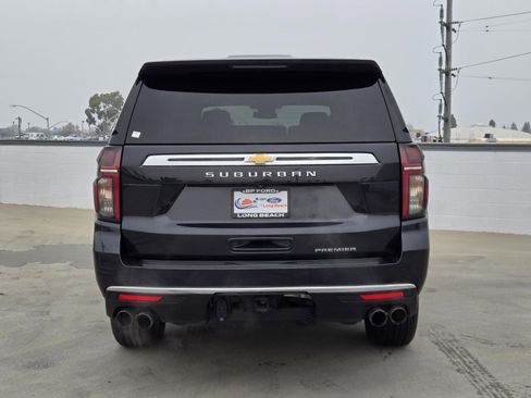 Used 2023 Chevrolet Suburban Premier image 5