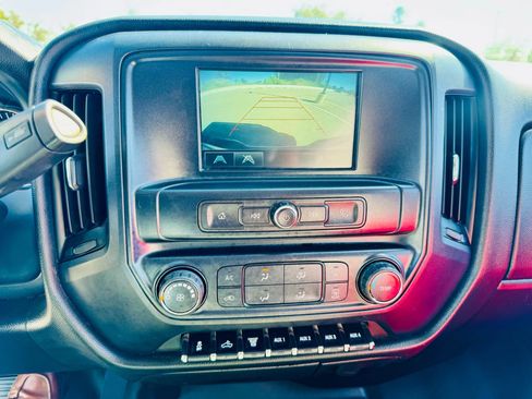 Used 2019 Chevrolet Silverado 2500 W/T w/ Snow Plow Prep Package image 54