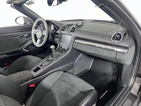 Certified 2024 Porsche 718 Boxster GTS RWD image 22