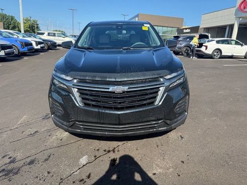 Used 2024 Chevrolet Equinox LS w/ LS Convenience Package AWD/4WD image 2