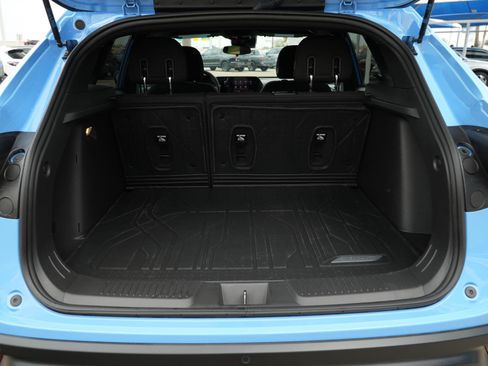 Used 2024 Chevrolet Trax RS w/ Driver Confidence Package image 8