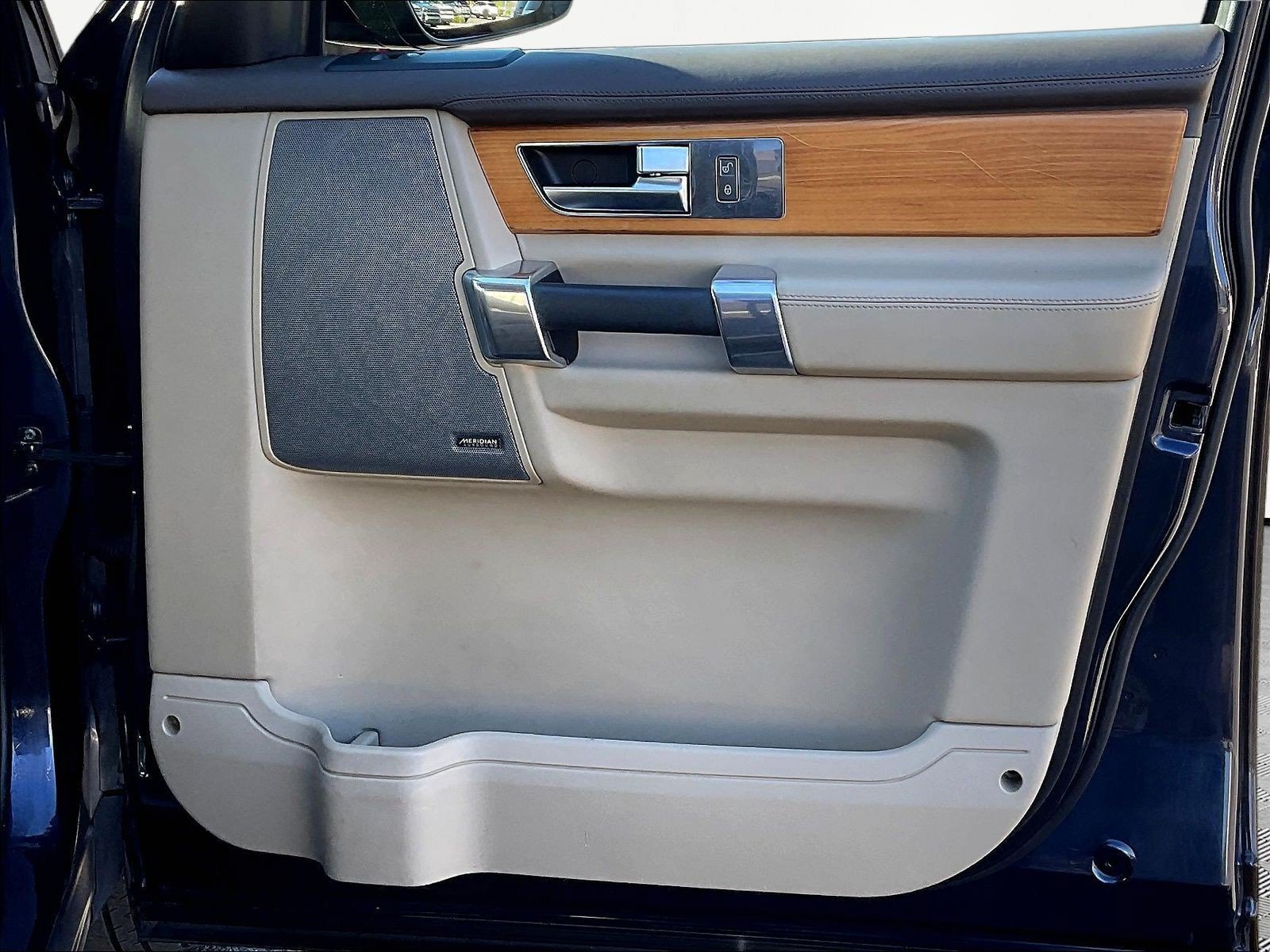 Used 2014 Land Rover LR4 HSE LUX AWD/4WD image 27