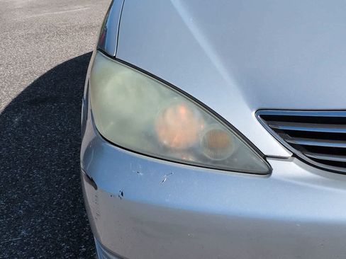 Used 2006 Toyota Camry LE FWD image 10