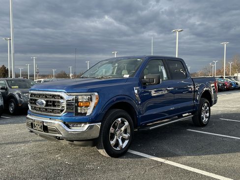 Certified 2022 Ford F150 XLT w/ Equipment Group 302A High image 7