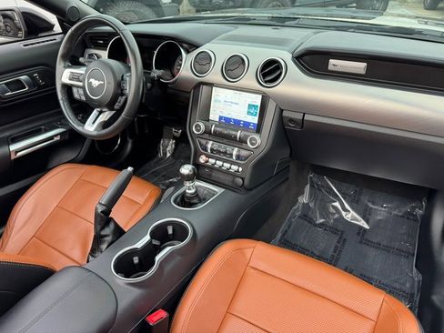 Used 2022 Ford Mustang Premium image 20
