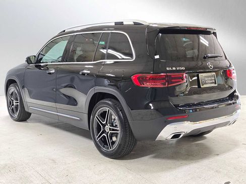 New 2026 Mercedes-Benz GLB 250 4MATIC image 5