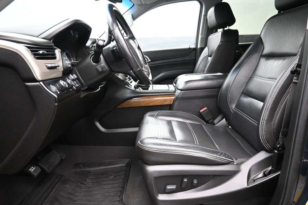 Used 2019 GMC Yukon Denali w/ Denali Ultimate Package AWD/4WD image 19