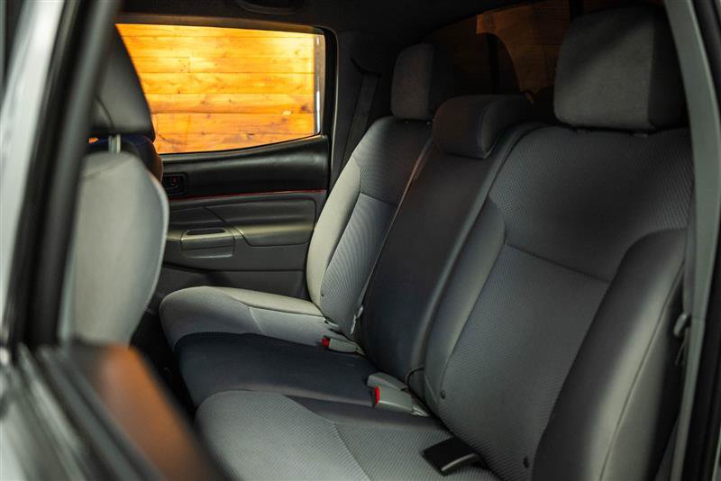 Used 2015 Toyota Tacoma 4x4 Double Cab w/ TRD Sport Package image 10