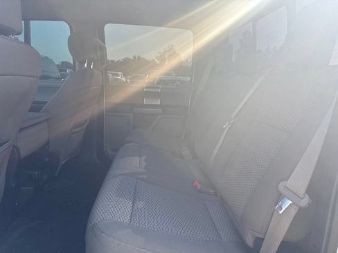 Used 2018 Ford F150 XLT w/ Equipment Group 302A Luxury RWD image 9