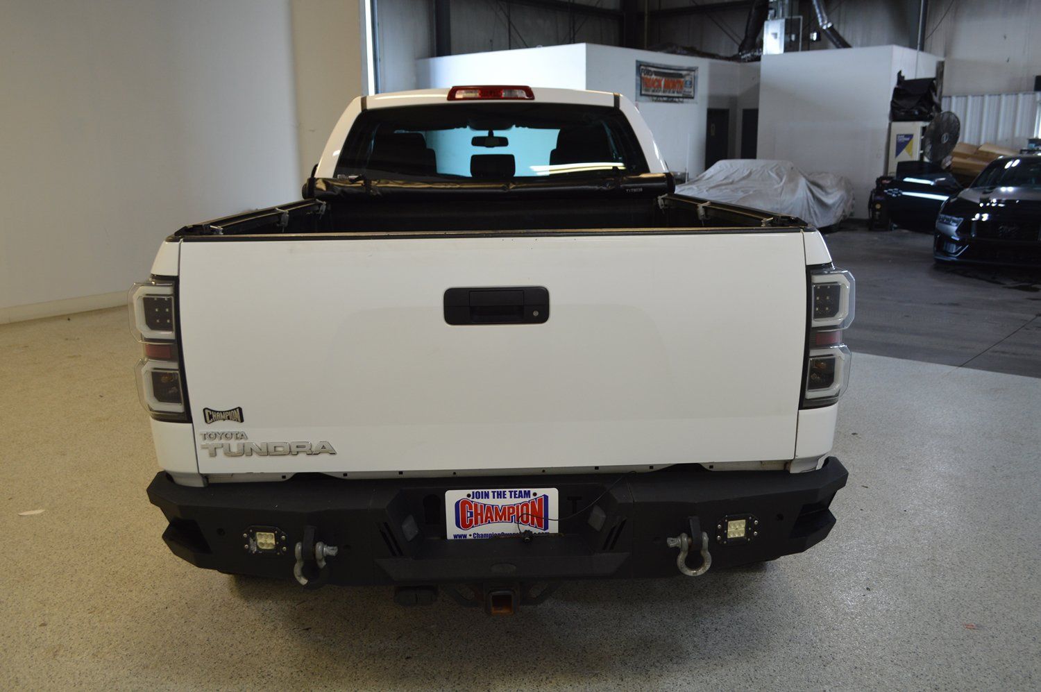 Used 2013 Toyota Tundra 2WD Double Cab w/ Tow Pkg image 4