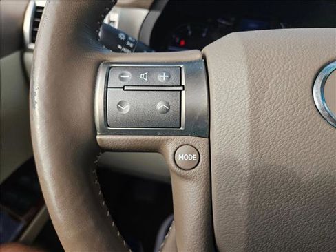 Used 2013 Lexus GX 460 Premium image 20