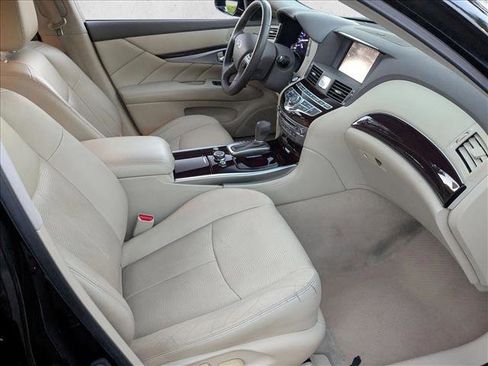 Used 2015 INFINITI Q70 L 3.7 w/ Technology Package image 22