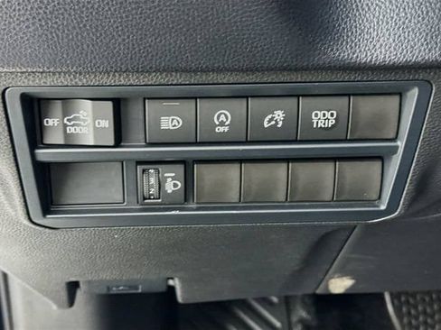 Certified 2025 Toyota Tundra SR5 AWD/4WD image 11