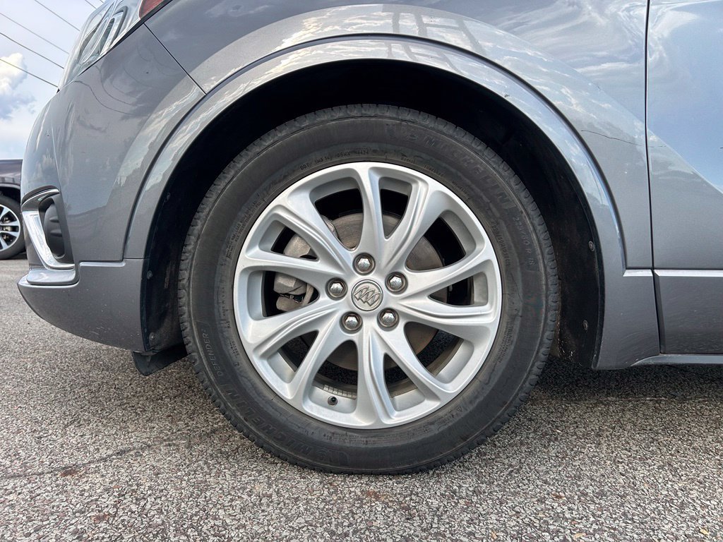 Used 2019 Buick Envision Preferred w/ LPO, Cargo Package FWD image 9