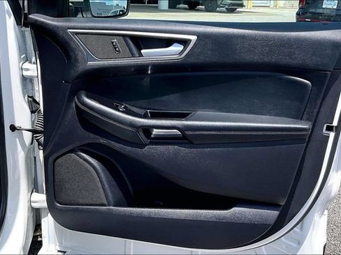 Used 2020 Ford Edge SEL FWD image 27