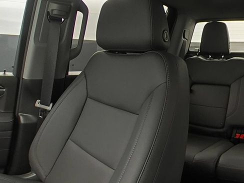 New 2026 Chevrolet Silverado 2500 LT w/ All Star Edition AWD/4WD image 9