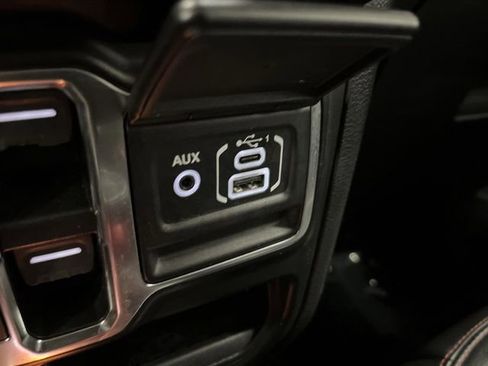 Used 2022 Jeep Wrangler Unlimited Rubicon image 23