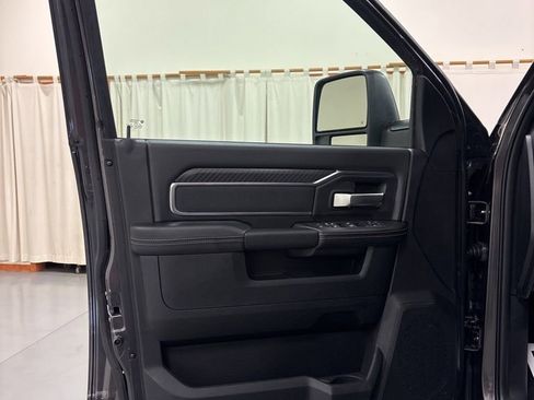New 2026 RAM 2500 Big Horn AWD/4WD image 15
