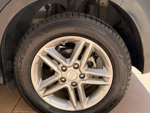 Used 2019 Hyundai Kona SE FWD image 27