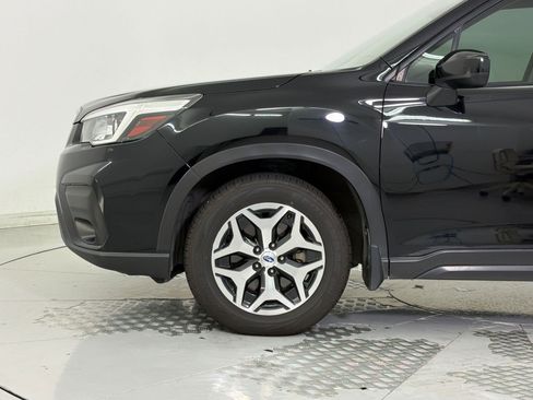 Used 2019 Subaru Forester Premium AWD/4WD image 20