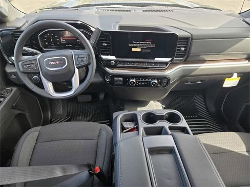 New 2026 GMC Sierra 1500 SLE image 9