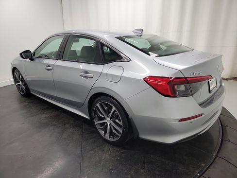 Certified 2024 Honda Civic Touring image 6