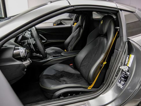 Used 2023 Ferrari 812 GTS RWD image 45