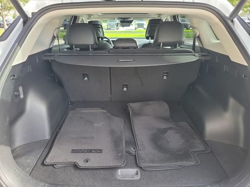 Used 2025 Kia Sportage EX w/ Premium Package FWD image 11