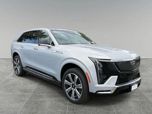 New 2025 Cadillac Escalade IQ Luxury 1 image 8