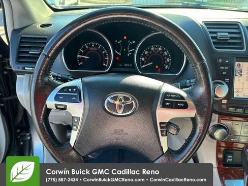 Used 2012 Toyota Highlander Limited image 10