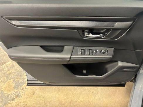 Used 2025 Honda CR-V Sport image 17